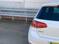 Volkswagen Golf 2.0 TDI BlueMotion Tech GT Euro 5 (s/s) 5dr 27