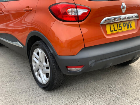 Renault Captur 0.9 TCe ENERGY Dynamique S MediaNav Euro 5 (s/s) 5dr 19