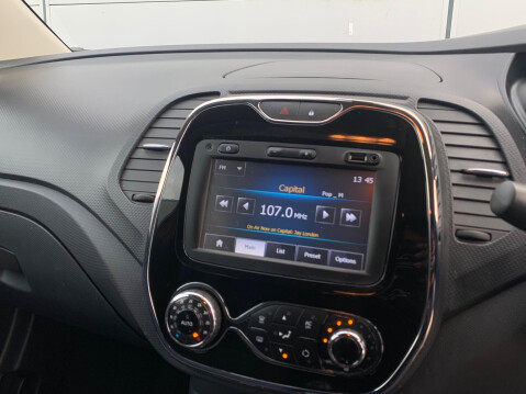 Renault Captur 0.9 TCe ENERGY Dynamique S MediaNav Euro 5 (s/s) 5dr 57
