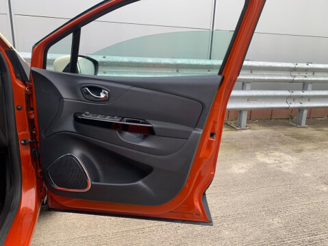 Renault Captur 0.9 TCe ENERGY Dynamique S MediaNav Euro 5 (s/s) 5dr 65