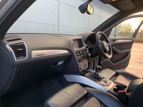 Audi Q5 2.0 TDI S line Plus quattro Euro 5 (s/s) 5dr 39