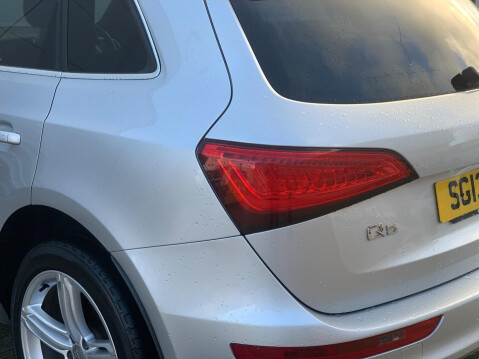 Audi Q5 2.0 TDI S line Plus quattro Euro 5 (s/s) 5dr 24