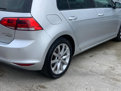 Volkswagen Golf 2.0 TDI BlueMotion Tech GT Euro 5 (s/s) 5dr 27