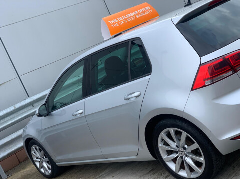 Volkswagen Golf 2.0 TDI BlueMotion Tech GT Euro 5 (s/s) 5dr 29