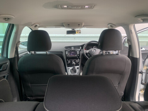Volkswagen Golf 2.0 TDI BlueMotion Tech GT Euro 5 (s/s) 5dr 37