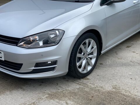 Volkswagen Golf 2.0 TDI BlueMotion Tech GT Euro 5 (s/s) 5dr 5