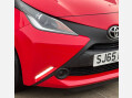Toyota Aygo 1.0 VVT-i x Euro 5 5dr Euro 5 4