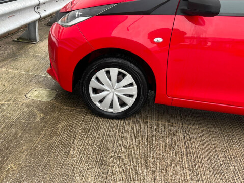 Toyota Aygo 1.0 VVT-i x Euro 5 5dr Euro 5 10