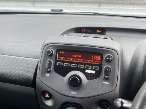 Toyota Aygo 1.0 VVT-i x Euro 5 5dr Euro 5 24