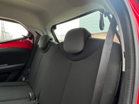 Toyota Aygo 1.0 VVT-i x Euro 5 5dr Euro 5 35