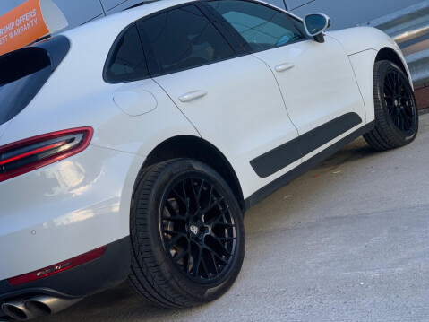 Porsche Macan 3.0 TD V6 S PDK 4WD Euro 6 (s/s) 5dr 33