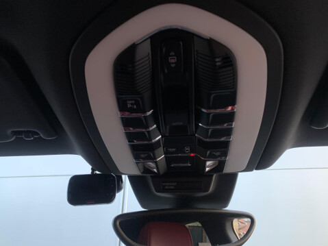 Porsche Macan 3.0 TD V6 S PDK 4WD Euro 6 (s/s) 5dr 52