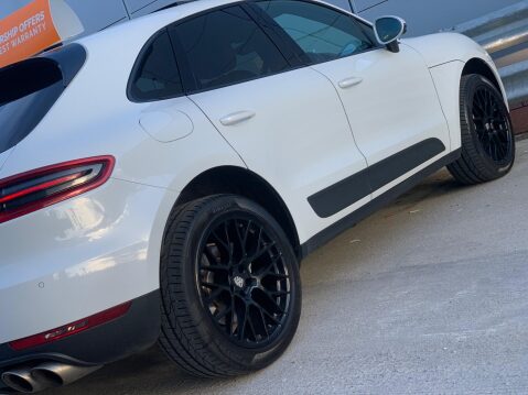 Porsche Macan 3.0 TD V6 S PDK 4WD Euro 6 (s/s) 5dr 33