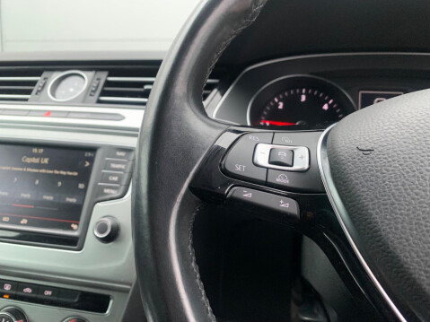 Volkswagen Passat 2.0 TDI BlueMotion Tech SE Business Euro 6 (s/s) 5dr 35