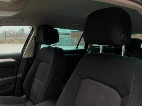 Volkswagen Passat 2.0 TDI BlueMotion Tech SE Business Euro 6 (s/s) 5dr 45