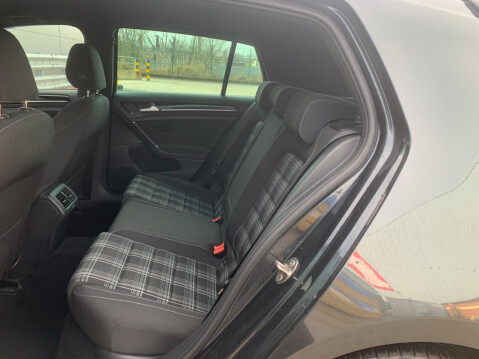Volkswagen Golf 2.0 TDI BlueMotion Tech GTD Euro 6 (s/s) 5dr 37