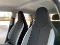 Toyota Aygo 1.0 VVT-i x-play Euro 6 5dr 32