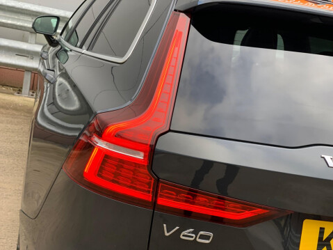 Volvo V60 2.0 D4 Inscription Pro Auto Euro 6 (s/s) 5dr 34