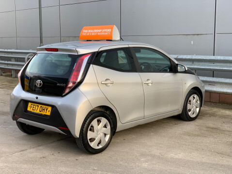 Toyota Aygo 1.0 VVT-i x-play Euro 6 5dr 12