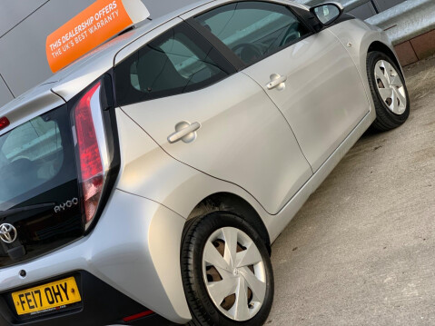 Toyota Aygo 1.0 VVT-i x-play Euro 6 5dr 20