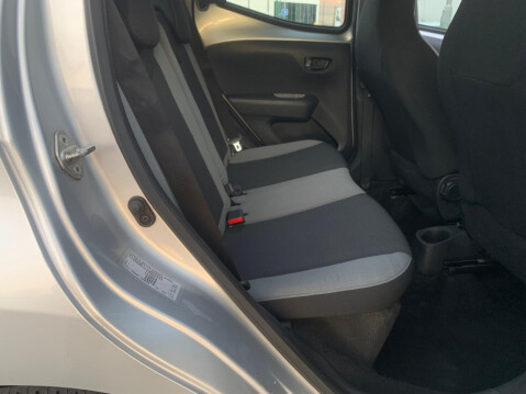 Toyota Aygo 1.0 VVT-i x-play Euro 6 5dr 39