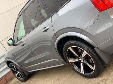 Volvo XC90 2.0 D5 R-Design Geartronic 4WD Euro 6 (s/s) 5dr 31