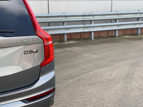 Volvo XC90 2.0 D5 R-Design Geartronic 4WD Euro 6 (s/s) 5dr 27