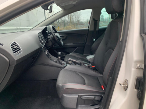 SEAT Leon 2.0 TDI CR FR Euro 5 (s/s) 5dr 26