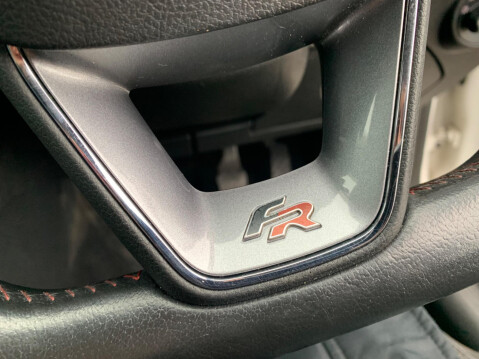 SEAT Leon 2.0 TDI CR FR Euro 5 (s/s) 5dr 38