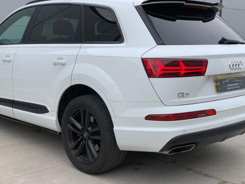 Audi Q7 3.0 TDI V6 S line Tiptronic quattro Euro 6 (s/s) 5dr 25