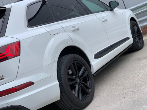 Audi Q7 3.0 TDI V6 S line Tiptronic quattro Euro 6 (s/s) 5dr 27