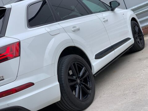 Audi Q7 3.0 TDI V6 S line Tiptronic quattro Euro 6 (s/s) 5dr 27
