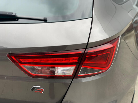 SEAT Leon 2.0 TDI CR FR Sport Tourer Euro 5 (s/s) 5dr 24