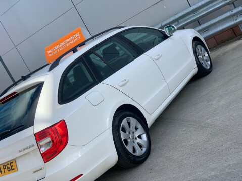 Skoda Superb 1.6 TDI S GreenLine III Euro 5 (s/s) 5dr 20