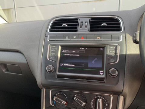 Volkswagen Polo 1.2 TSI BlueMotion Tech Match Euro 6 (s/s) 3dr 37