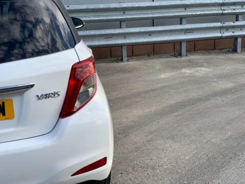 Toyota Yaris 1.0 VVT-i Edition Euro 5 5dr 16
