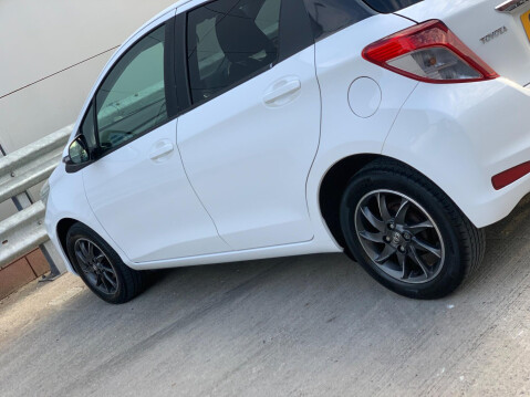 Toyota Yaris 1.0 VVT-i Edition Euro 5 5dr 18
