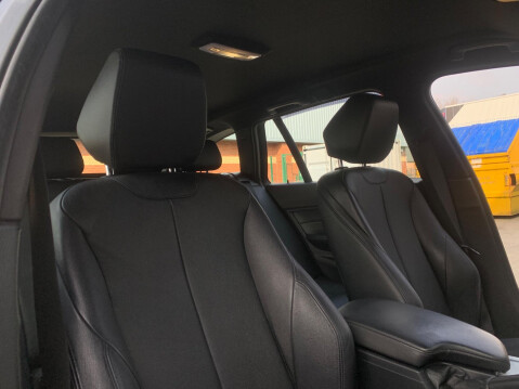 BMW 3 Series 2.0 318d M Sport Touring Euro 5 (s/s) 5dr 47