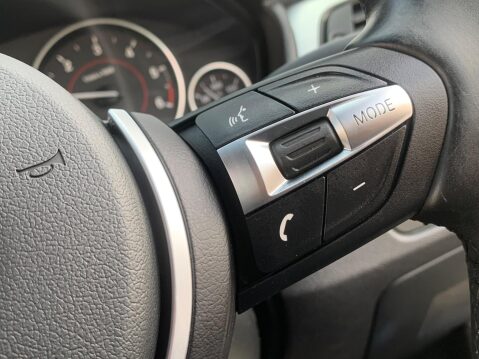 BMW 3 Series 2.0 318d M Sport Touring Euro 5 (s/s) 5dr 38