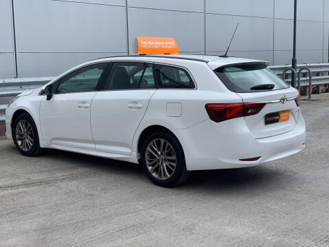 Toyota Avensis 1.6 D-4D Business Edition Touring Sports Euro 6 (s/s) 5dr 15
