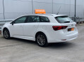 Toyota Avensis 1.6 D-4D Business Edition Touring Sports Euro 6 (s/s) 5dr 15
