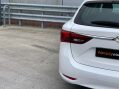 Toyota Avensis 1.6 D-4D Business Edition Touring Sports Euro 6 (s/s) 5dr 26