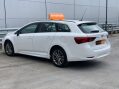 Toyota Avensis 1.6 D-4D Business Edition Touring Sports Euro 6 (s/s) 5dr 15