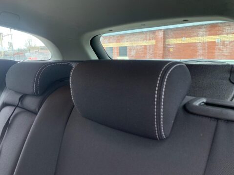 Toyota Avensis 1.6 D-4D Business Edition Touring Sports Euro 6 (s/s) 5dr 54