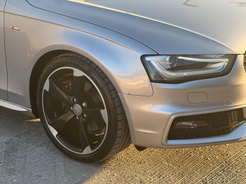 Audi A4 2.0 TDI Black Edition Euro 5 (s/s) 5dr 8
