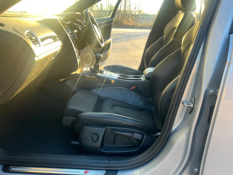 Audi A4 2.0 TDI Black Edition Euro 5 (s/s) 5dr 30