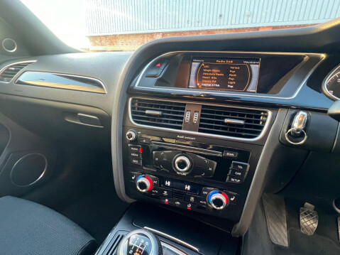 Audi A4 2.0 TDI Black Edition Euro 5 (s/s) 5dr 37