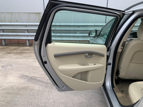 Volvo V70 2.0 D4 SE Nav Geartronic Euro 6 (s/s) 5dr 31