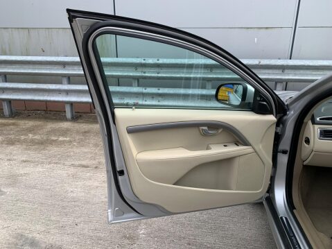 Volvo V70 2.0 D4 SE Nav Geartronic Euro 6 (s/s) 5dr 32