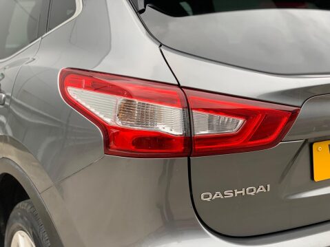 Nissan Qashqai 1.5 dCi Acenta Premium 2WD Euro 5 (s/s) 5dr 27